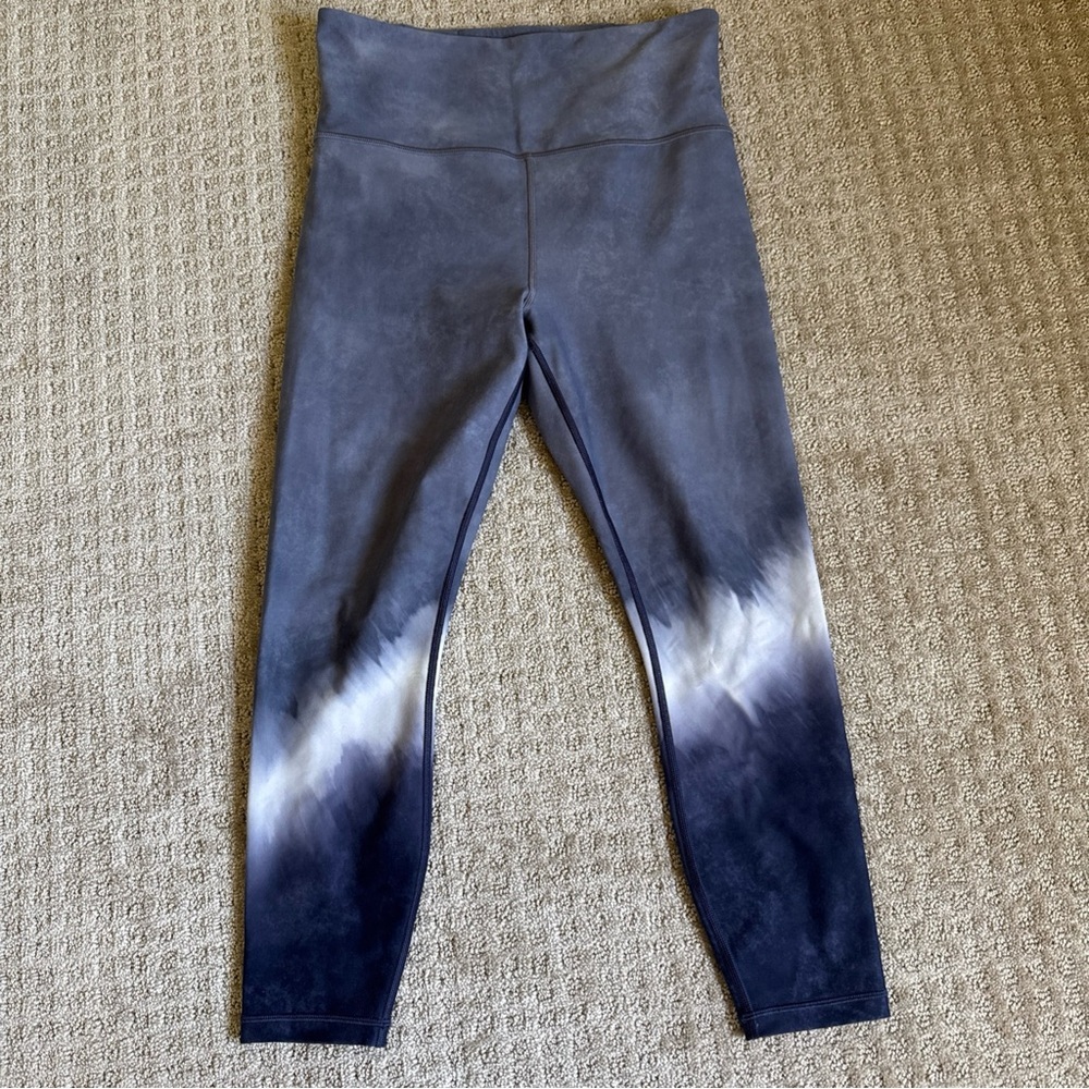 Athleta Navy Blue Elation Watercolor 7/8 Tight Yoga Leggings 566843 Size  Medium